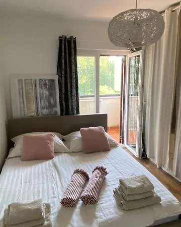 Simon's Place Appartement *